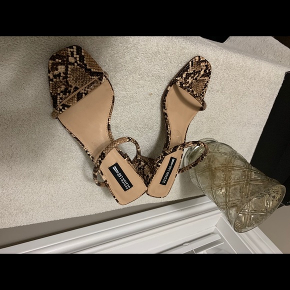 Design Lab snake pattern sandals - Picture 1 of 5